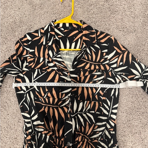 G by Giuliana Black and Tan Leaf Print Jumpsuit - Picture 6 of 9
